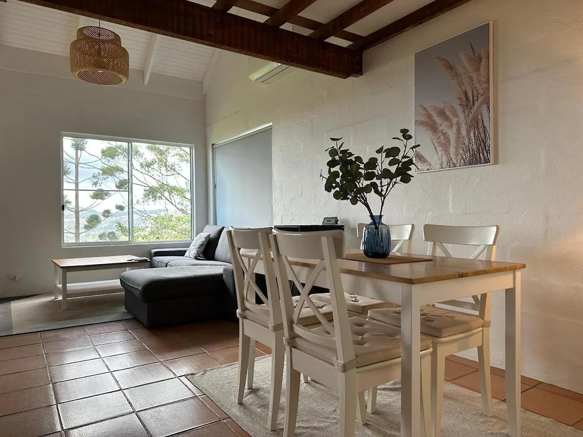 木屋 Maleny-Montville Cottages #2, 2 Bed With Ocean Views Balmoral Ridge