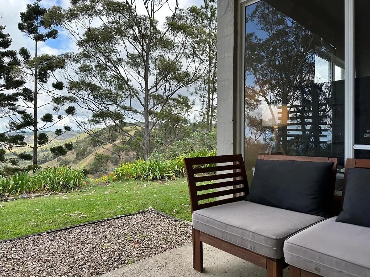 Maleny-Montville Cottages #2, 2 Bed With Ocean Views Balmoral Ridge 0*,